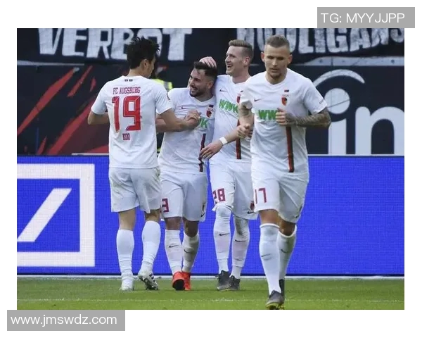 多特蒙德对阵奥格斯堡的精彩对决分析与赛前预测 多特蒙德对阵奥格斯堡的精彩对决分析与赛前预测